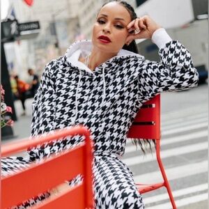 Aqua X Scout The City Women’s Cropped Houndstooth Black White Full Zip Hoodie XS